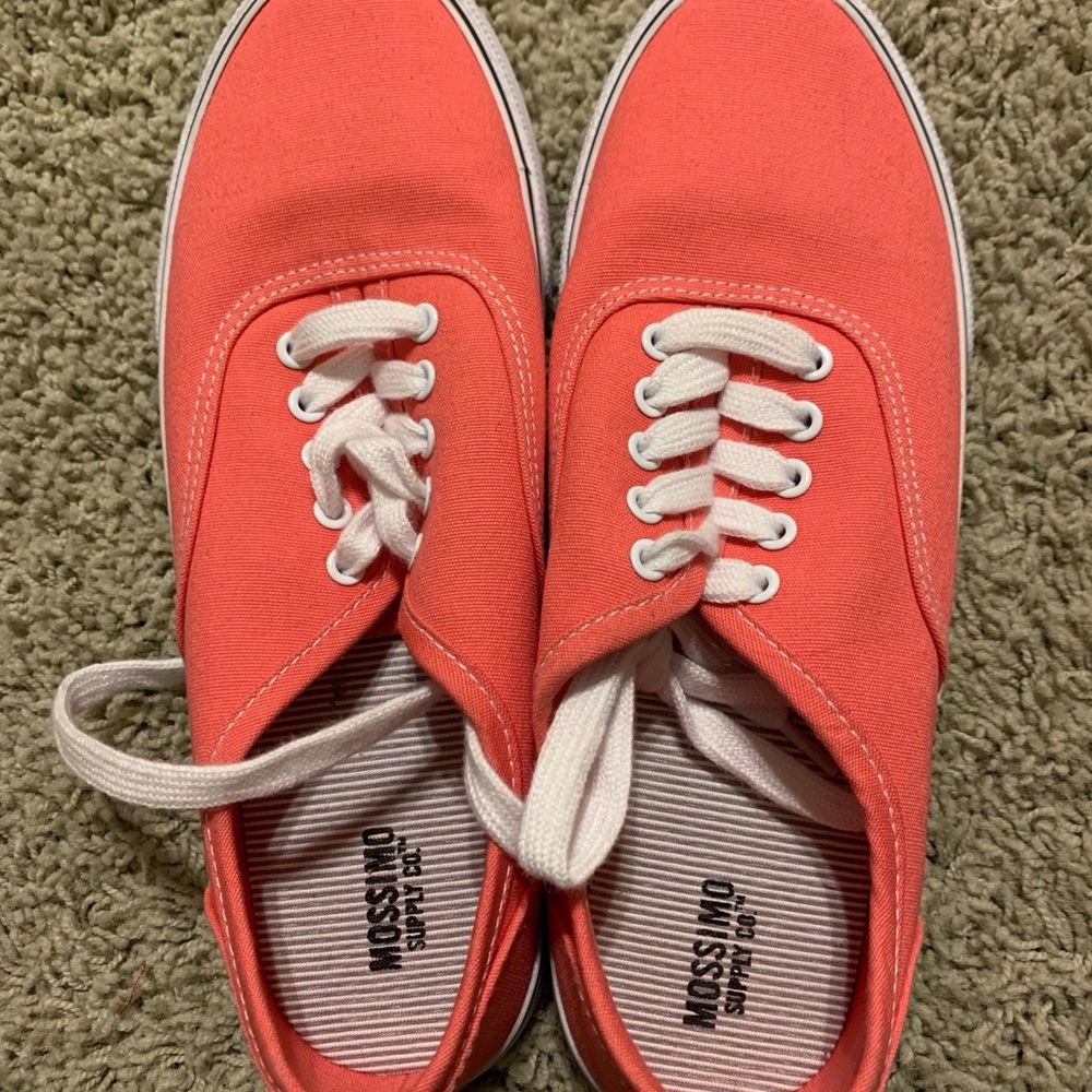 Mission Tennis Shoes, size 7